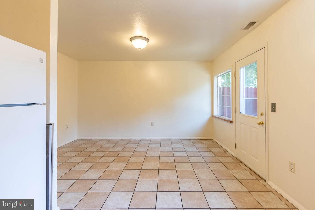 1111 W Aaron Drive #E photo 7