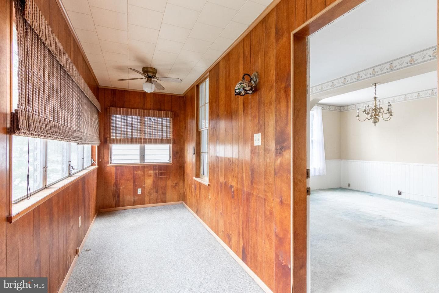 302 Fairview Street S photo 9