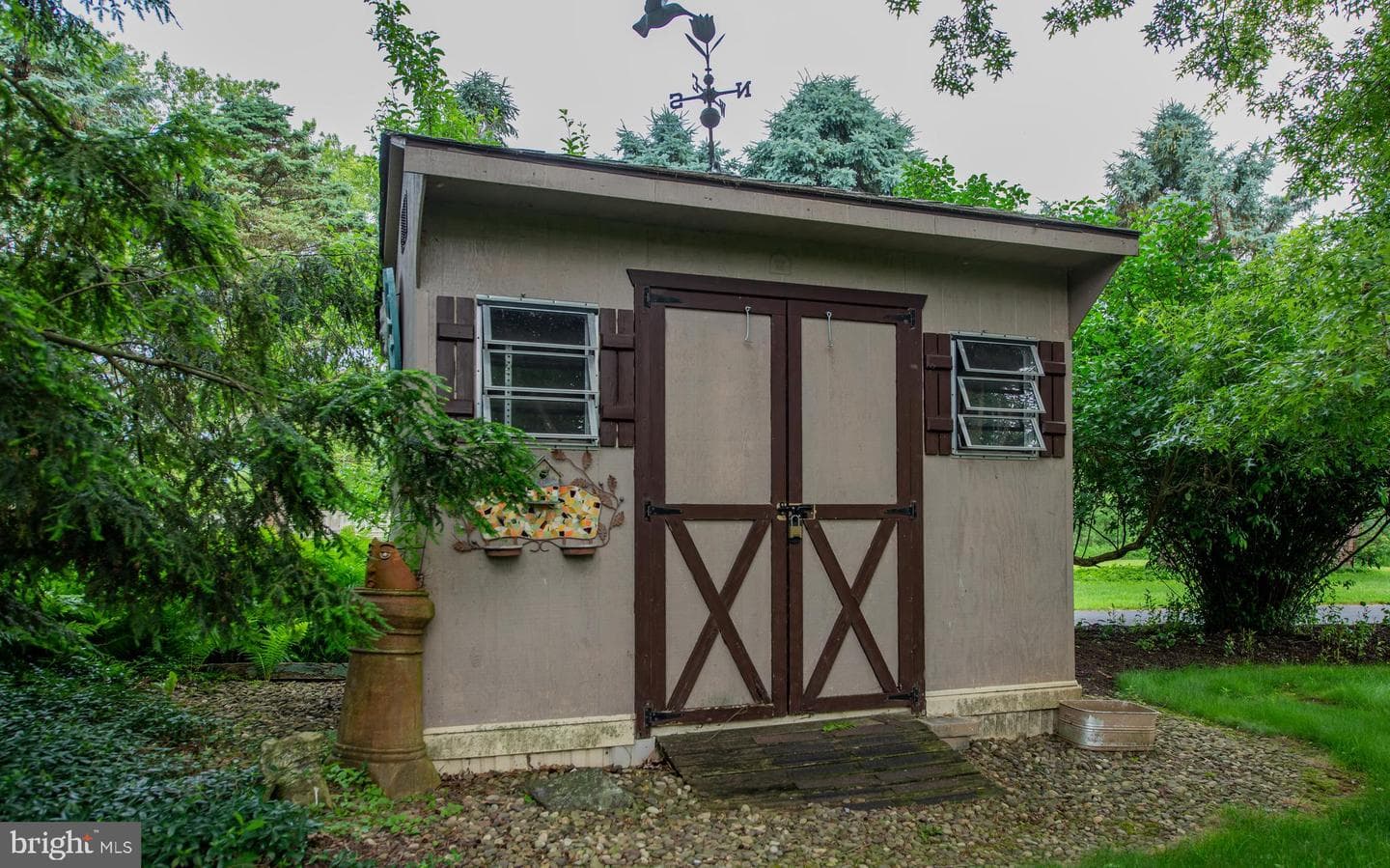 727 Ridge Road photo 6