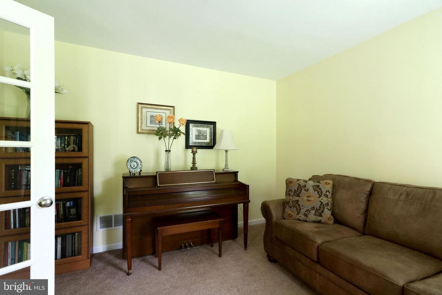 41 Slopeys Lane photo 10