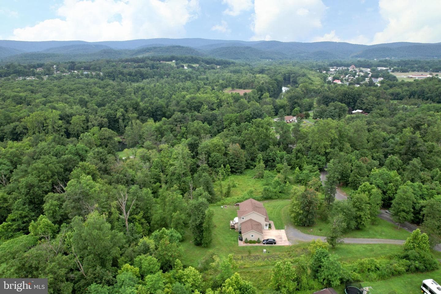41 Slopeys Lane photo 58