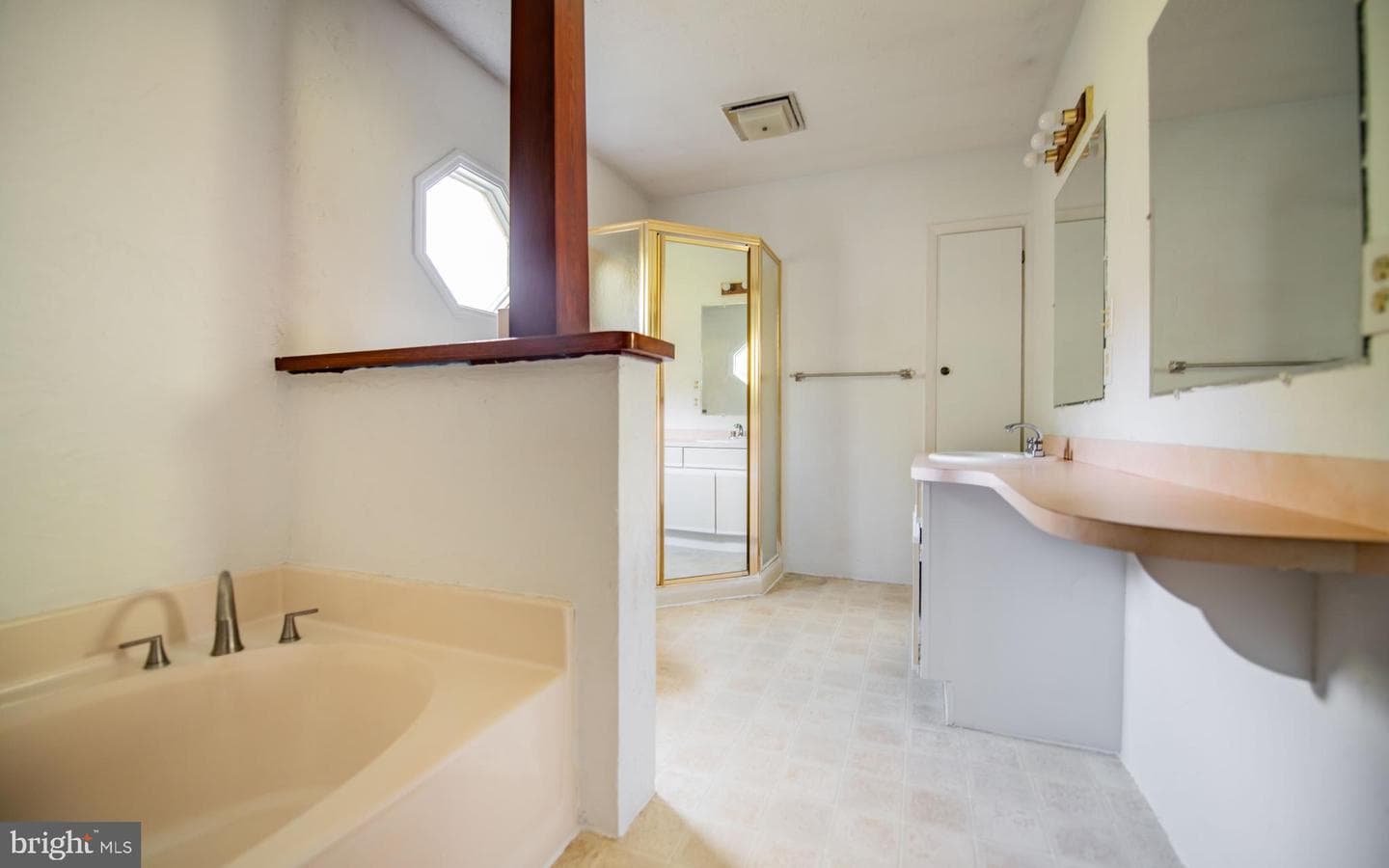 6 Oak Lane photo 12