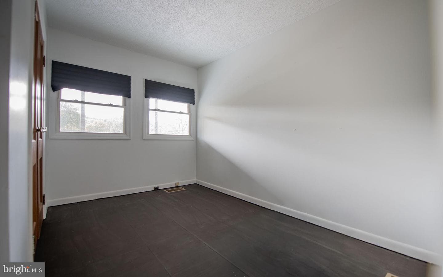 6 Oak Lane photo 13