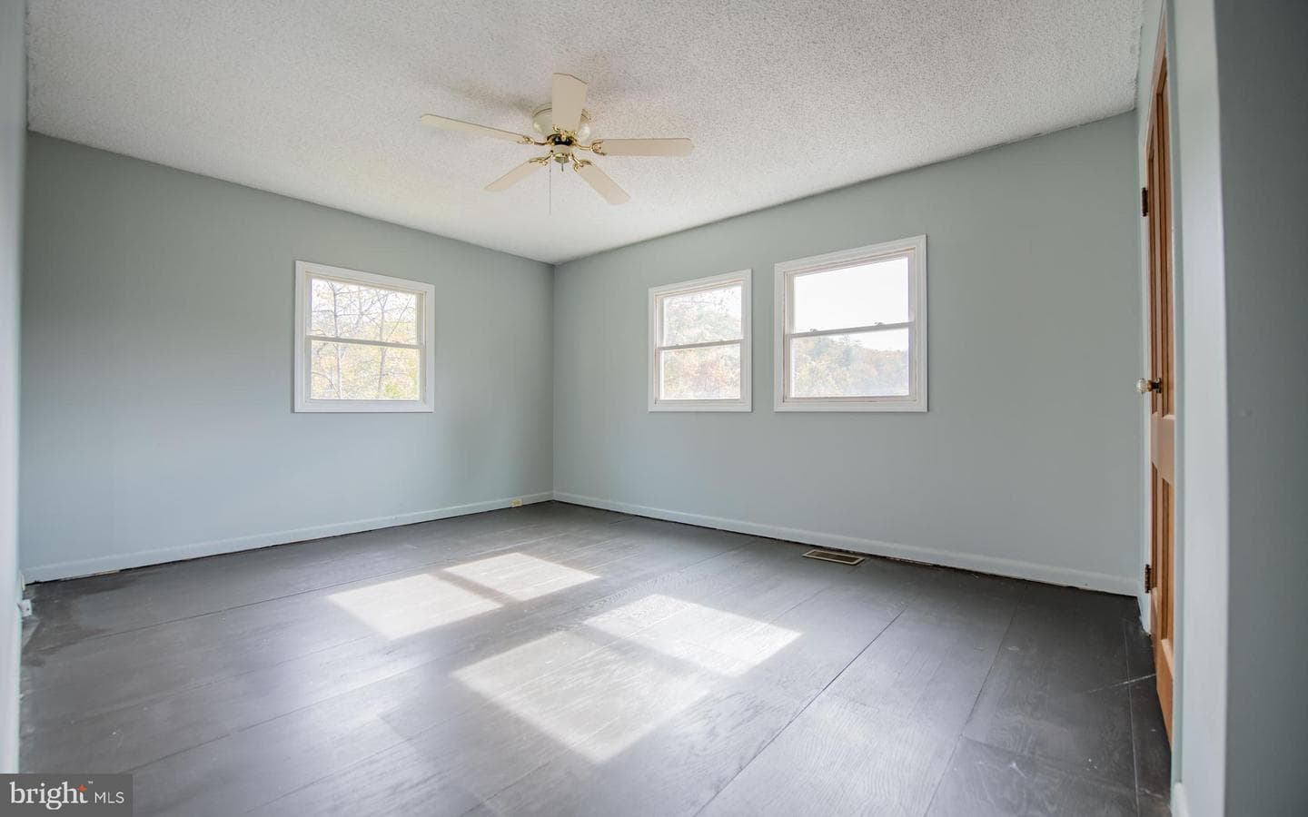 6 Oak Lane photo 15