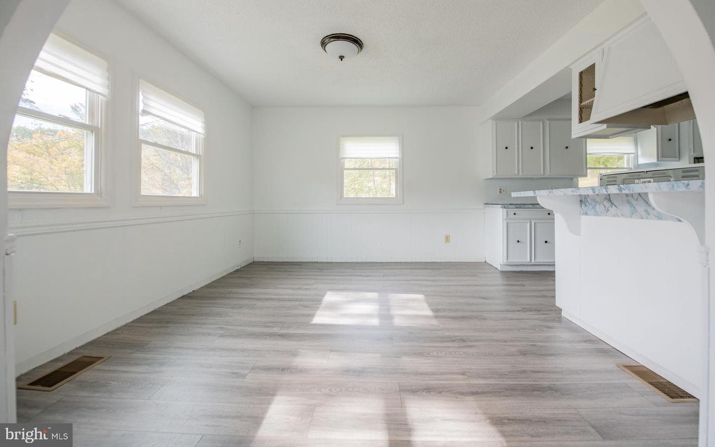 6 Oak Lane photo 6