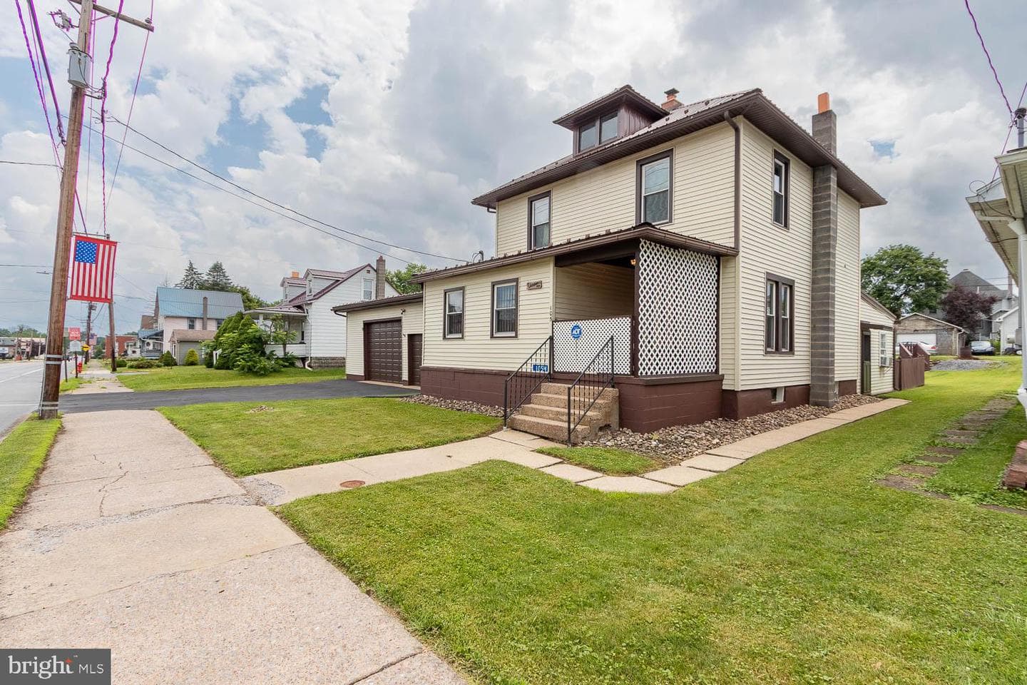 105 West Central Avenue