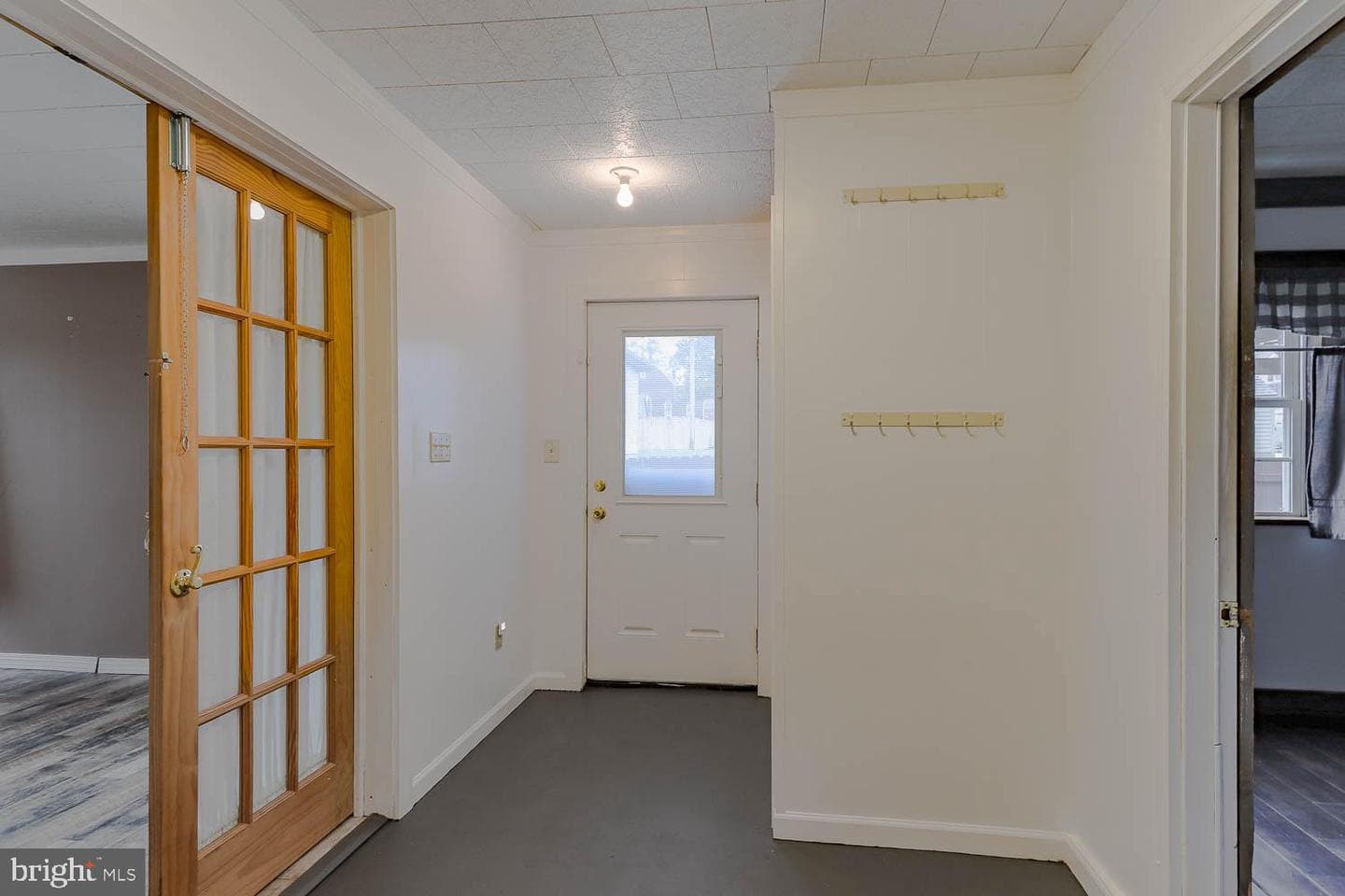 105 West Central Avenue photo 7