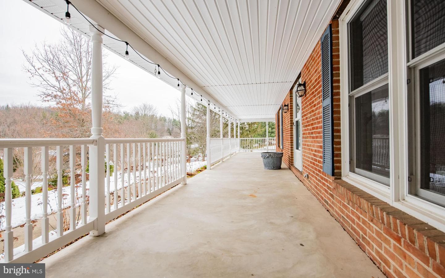 1094 Redwing Road photo 2