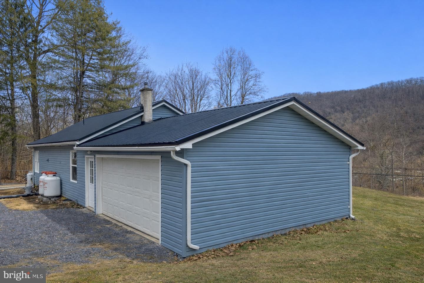 2911 Renovo Road photo 4