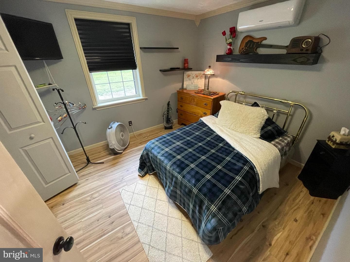 300 Erie Avenue photo 27