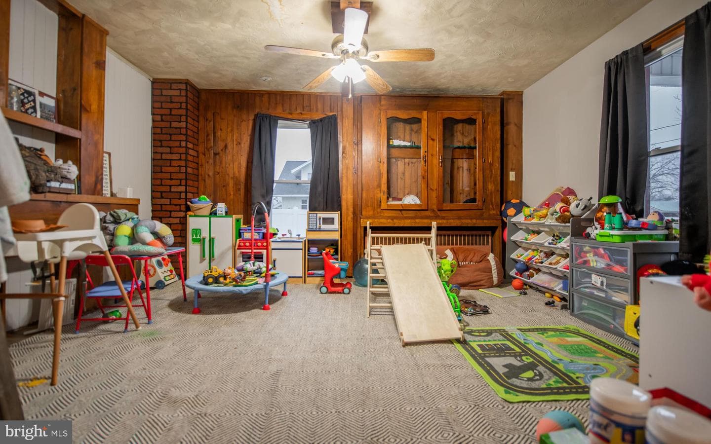 117 N Chestnut Street photo 8