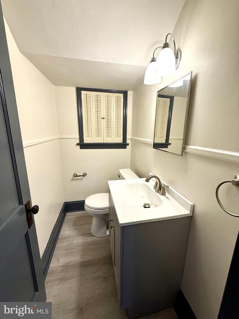 208 Woodward Avenue photo 12