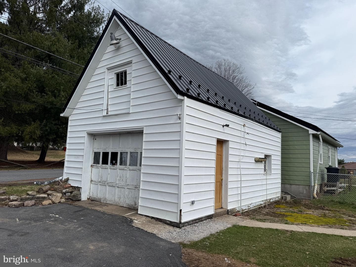 208 Woodward Avenue photo 3