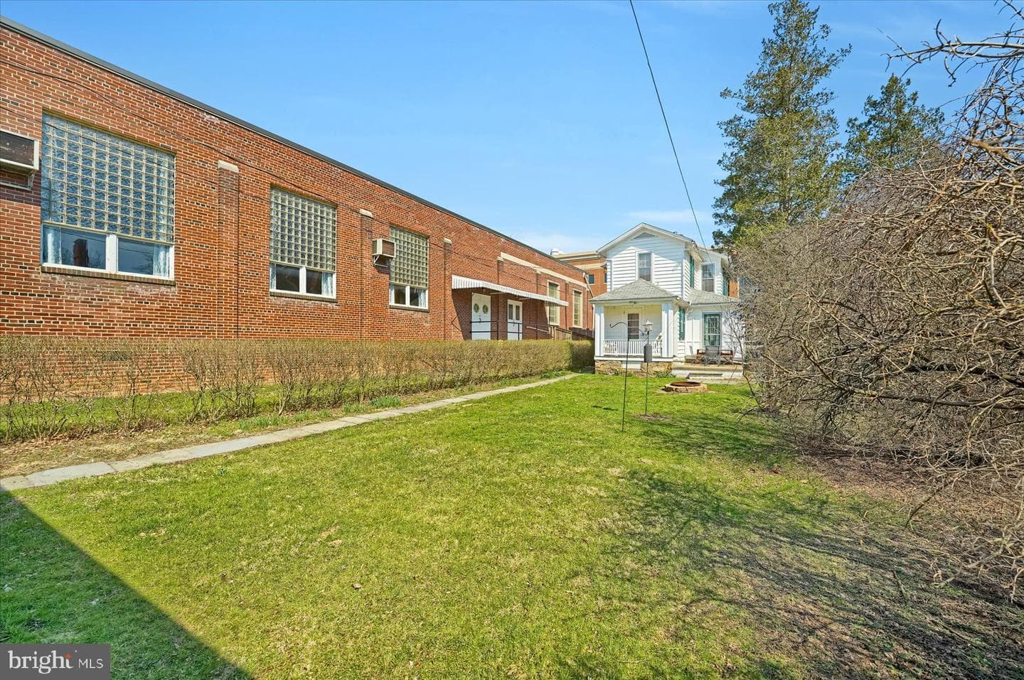 316 W Church St photo 31
