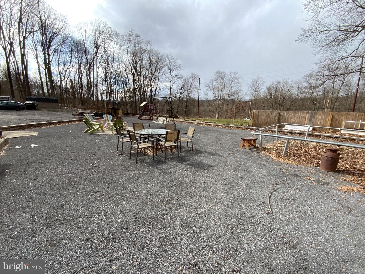 1682 Youngdale Road photo 30