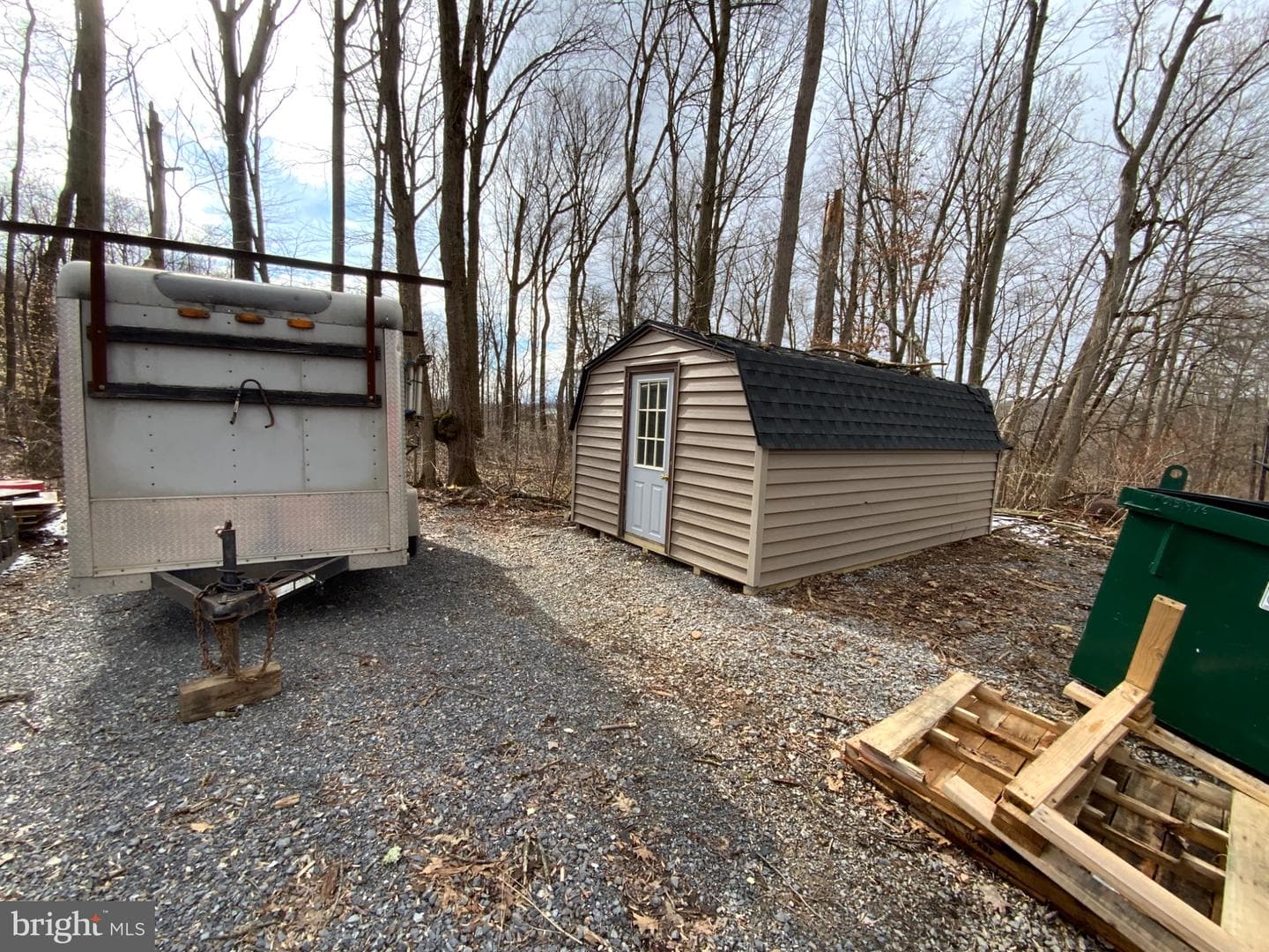 1682 Youngdale Road photo 35