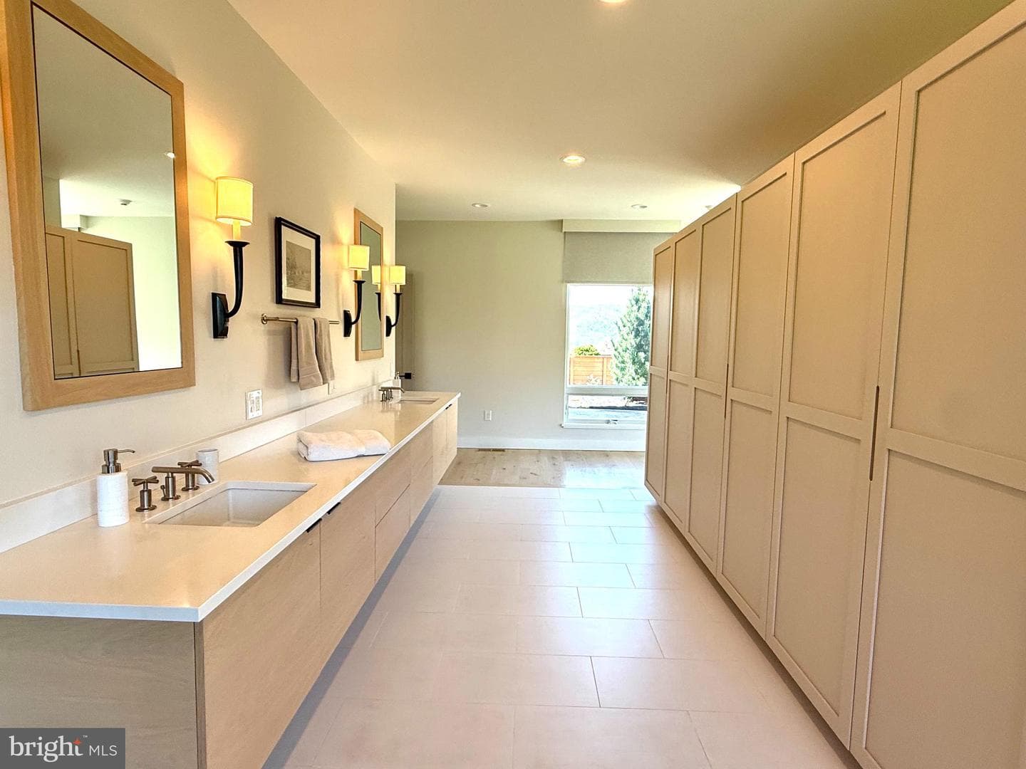 472 Falls Road photo 24
