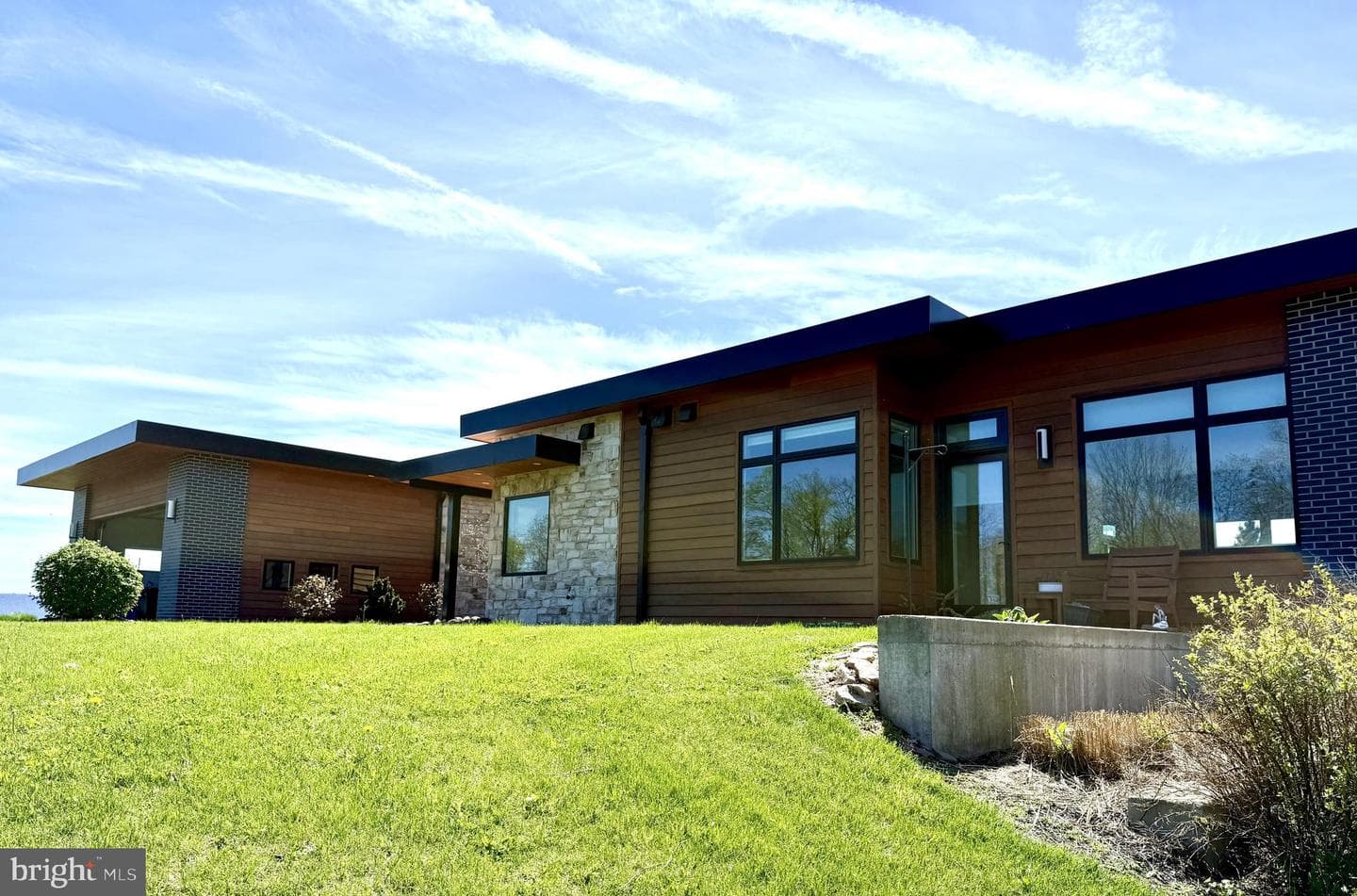 472 Falls Road photo 6