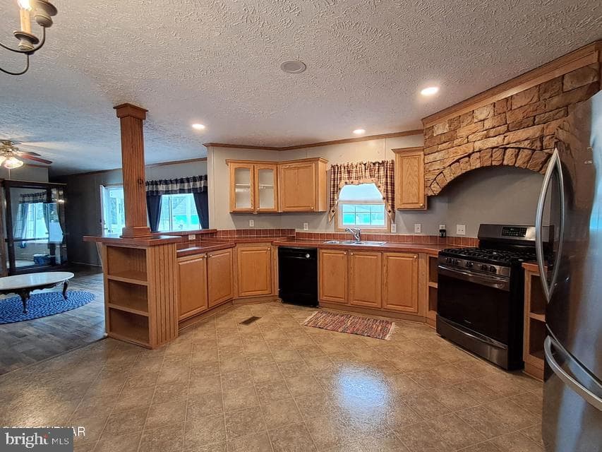 637 Woods Avenue photo 4