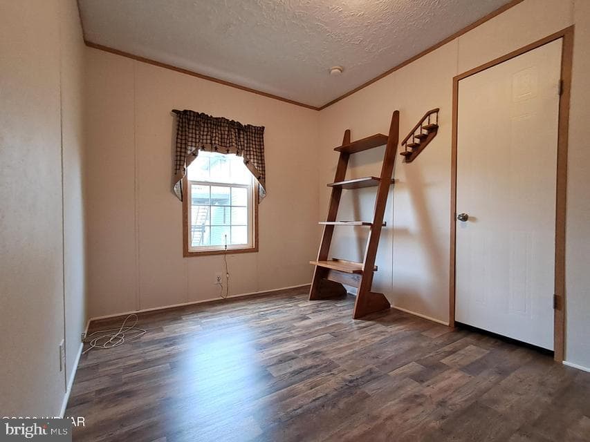 637 Woods Avenue photo 6