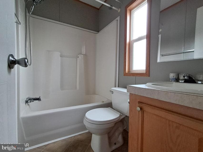 637 Woods Avenue photo 8