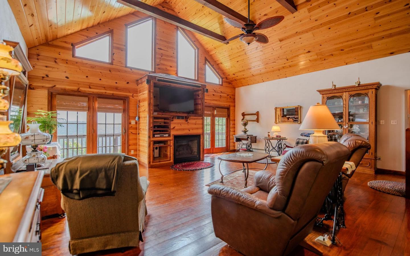 830 White Rock Lane photo 4