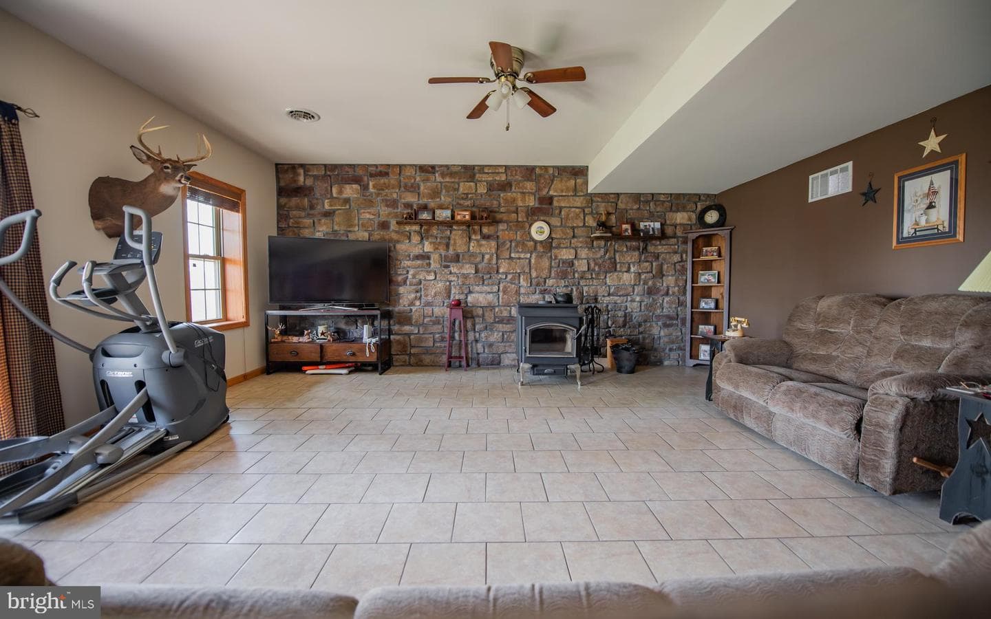 97 Heverly Lane photo 16