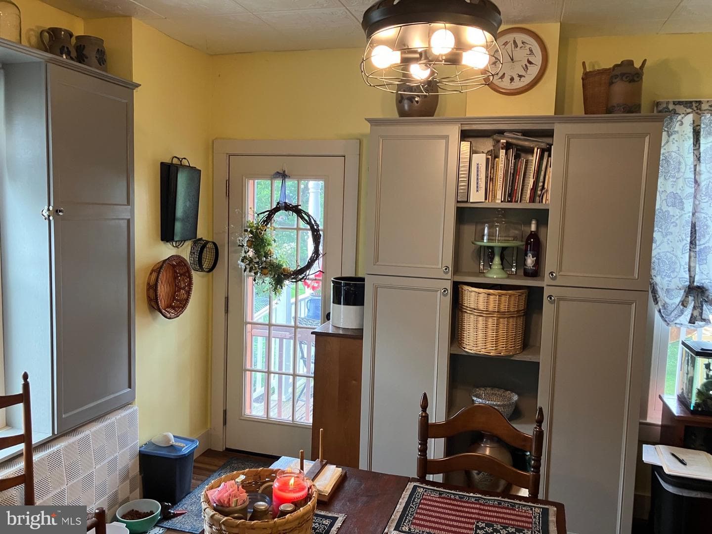 304 S Jones Street photo 25