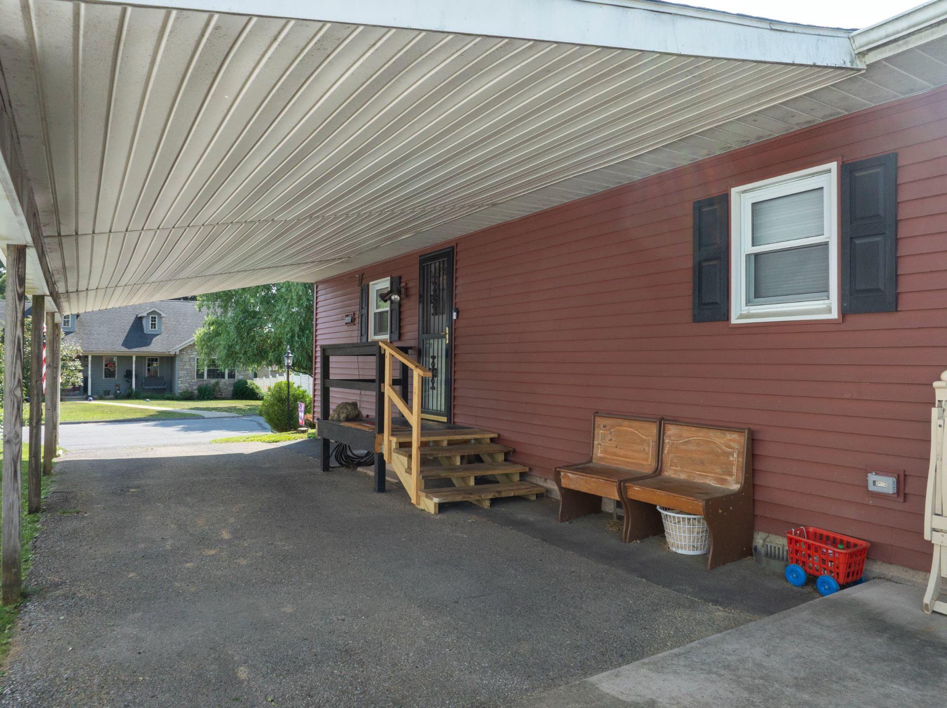 744 Bressler Street photo 24