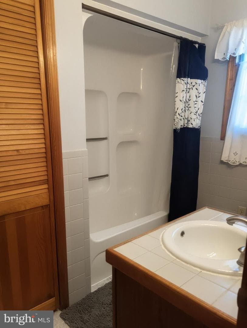 1123 4th Avenue photo 32