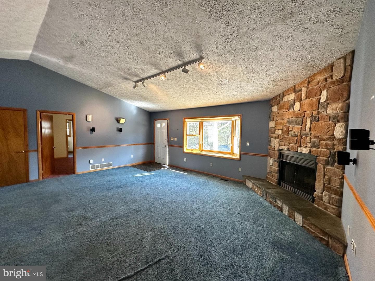 7045 Old Berwick Road photo 13