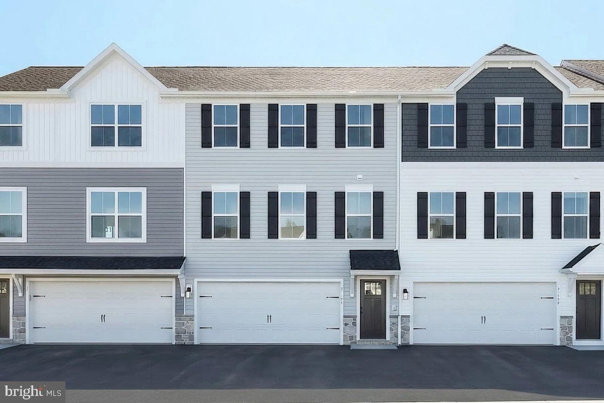 7-103 Julian Drive #lot 4