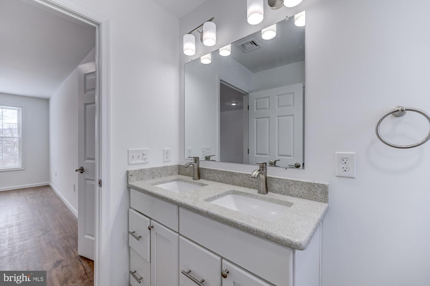 13 Estate Way photo 25