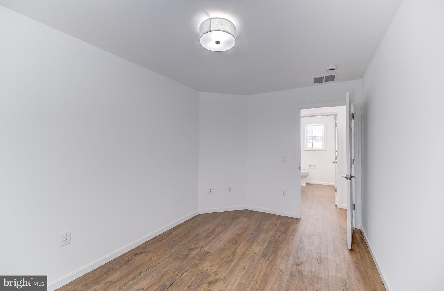 13 Estate Way photo 29