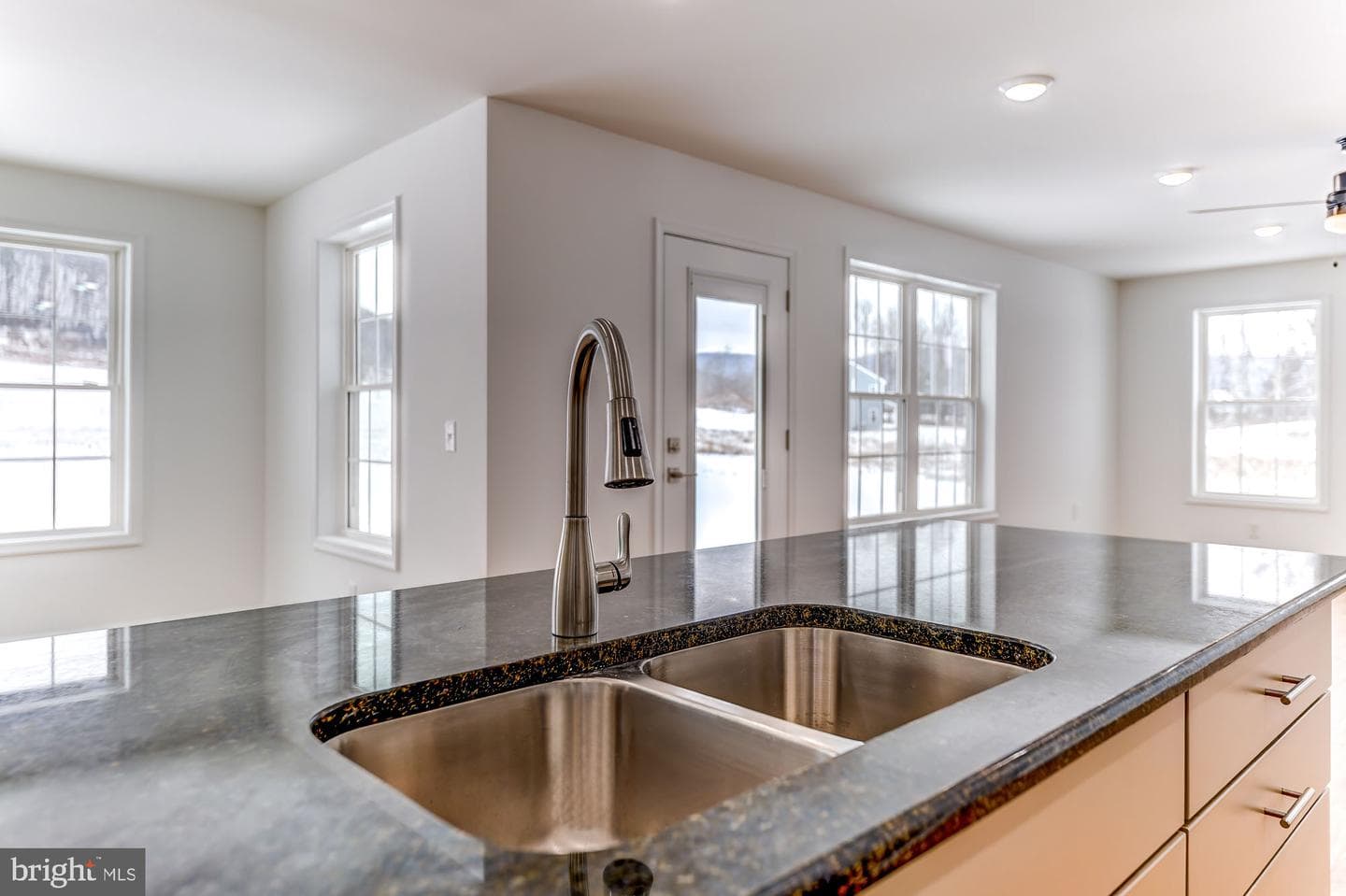 25 Mifflin Terrace photo 19