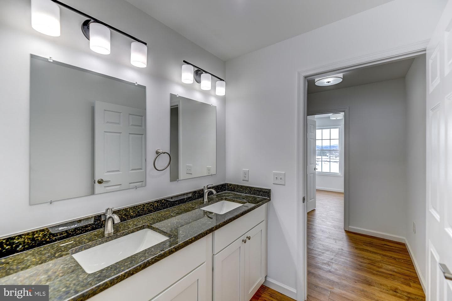 25 Mifflin Terrace photo 41
