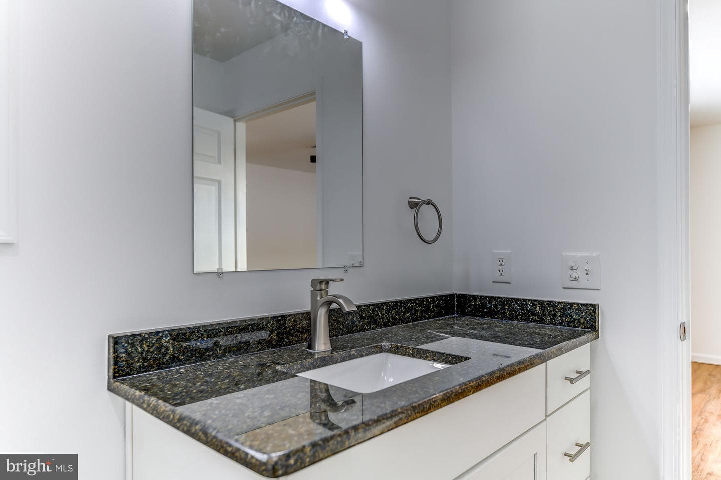 25 Mifflin Terrace photo 52