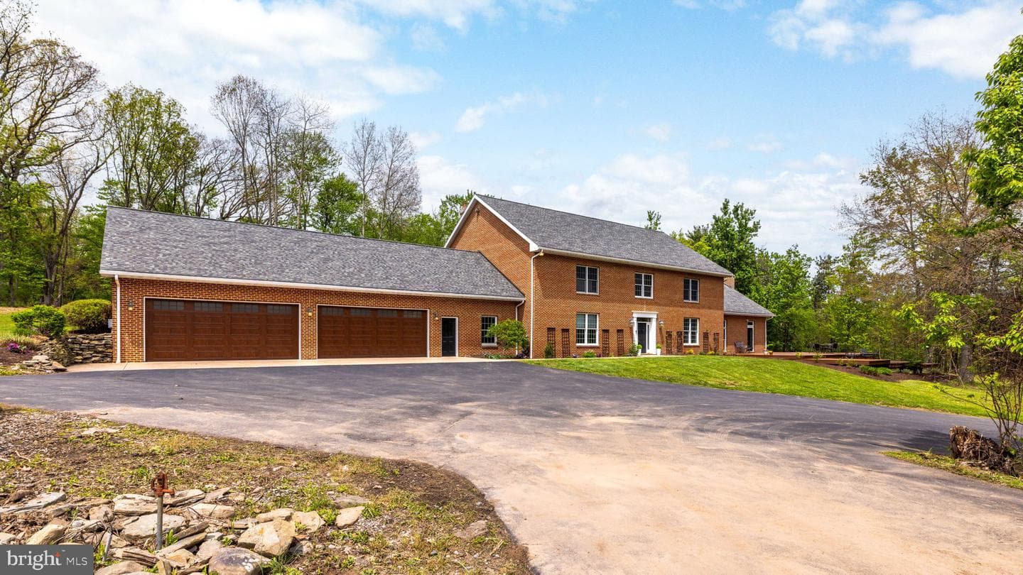 16 Kile Drive, Bloomsburg
