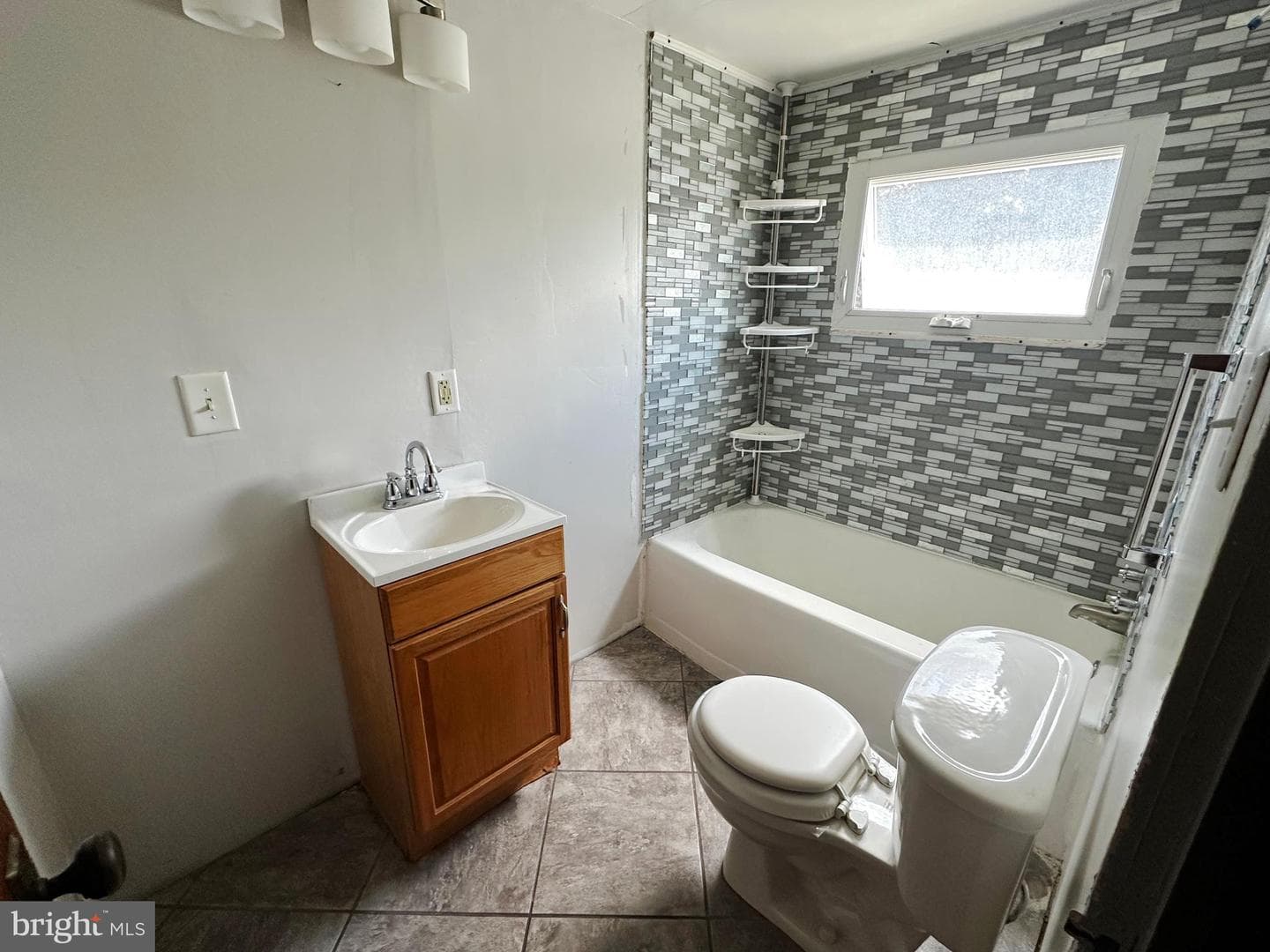 1200 Spring Garden Ave photo 29