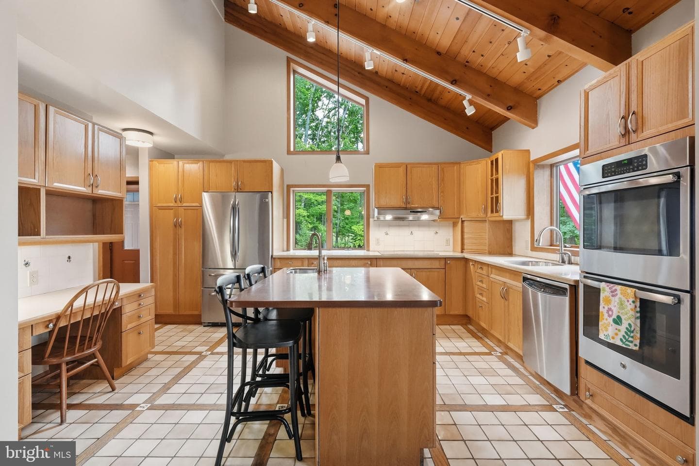 17 Maplewood Road photo 10