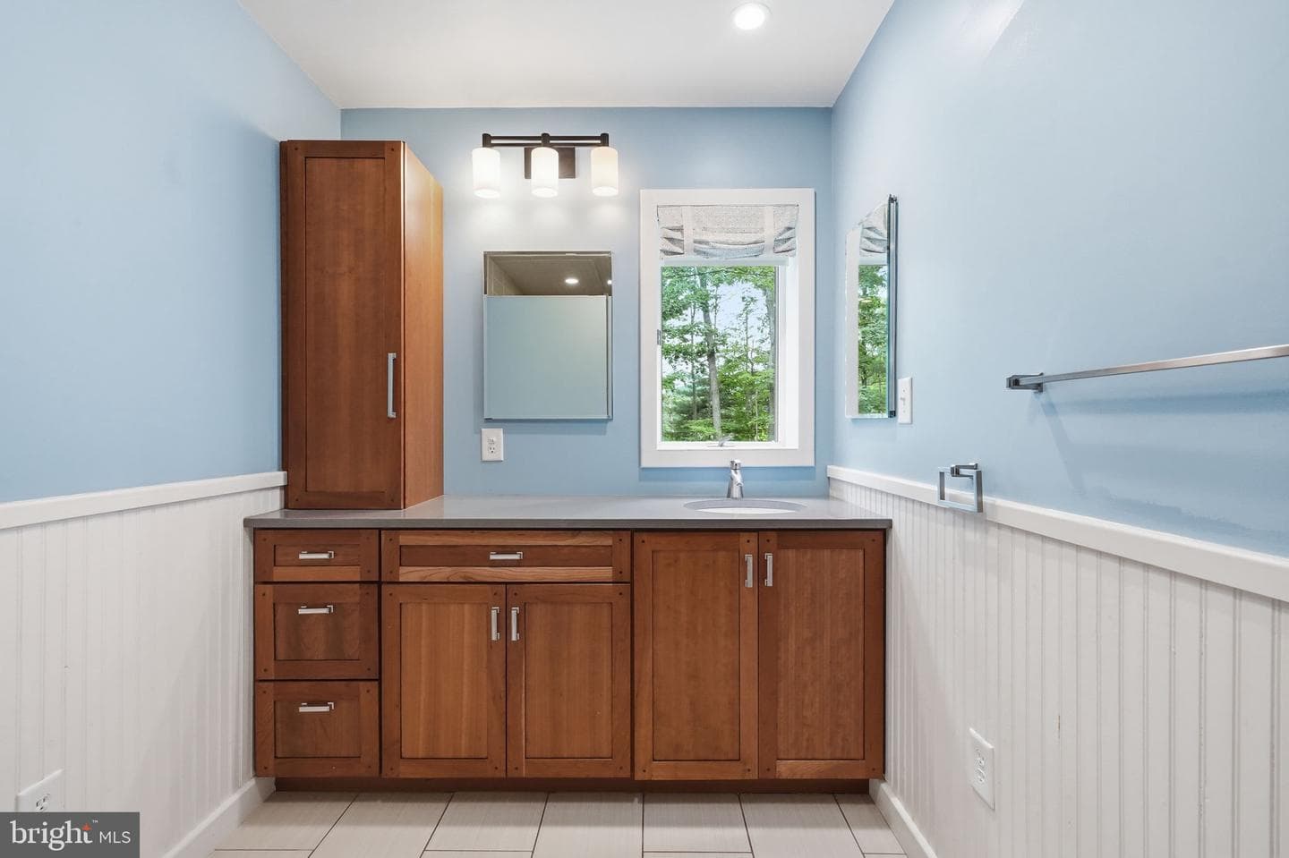 17 Maplewood Road photo 38