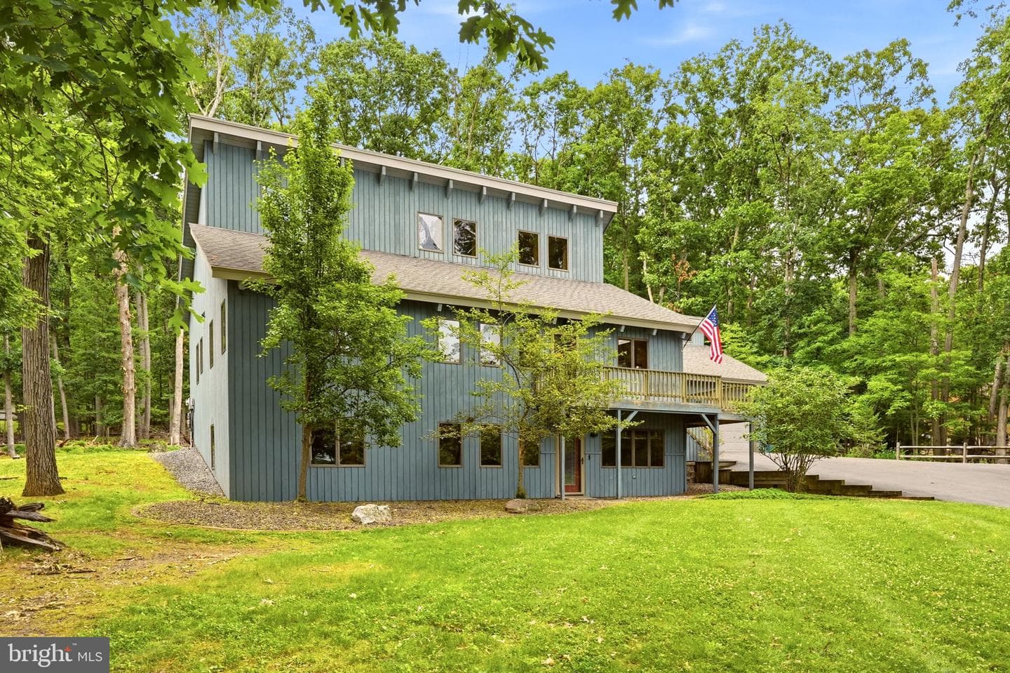 17 Maplewood Road photo 63