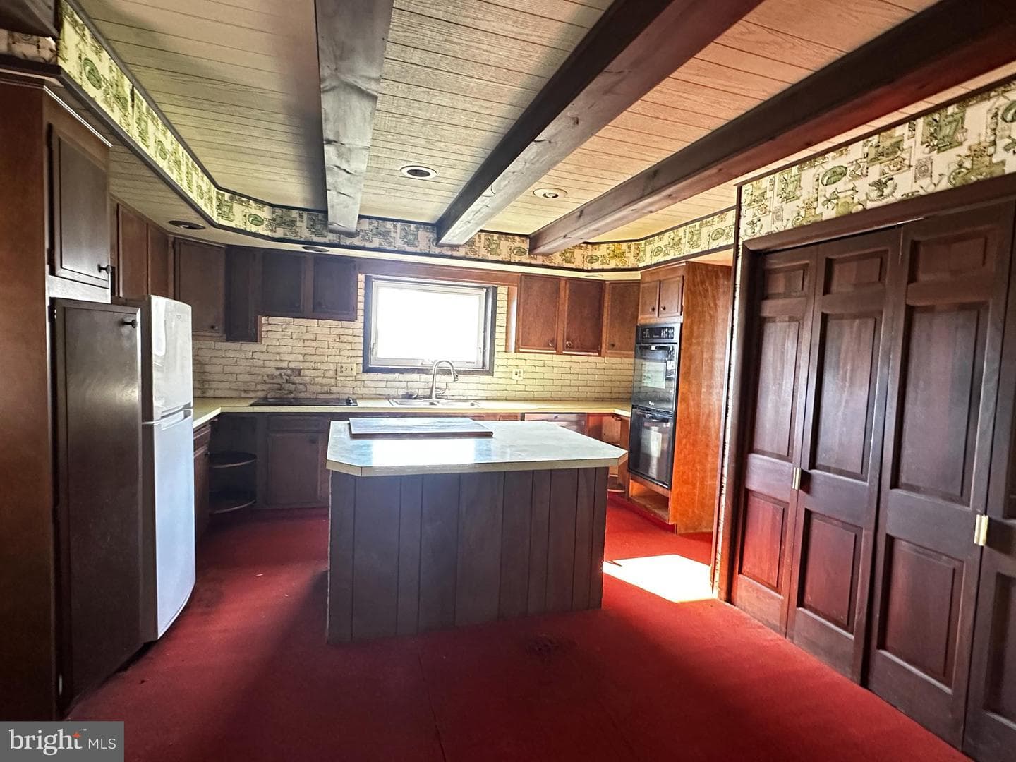 224 Middle Road photo 15