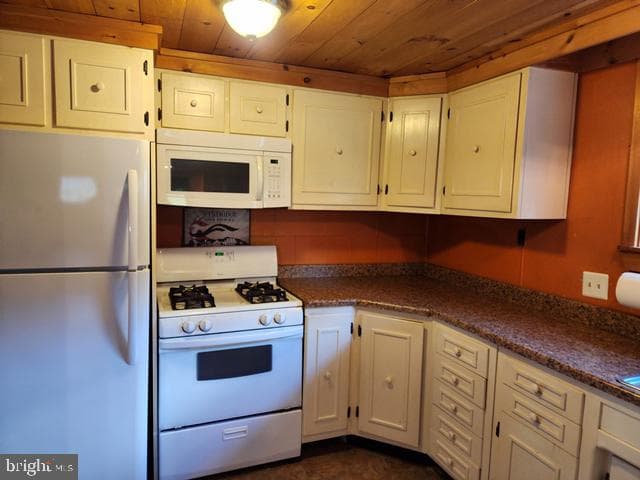 10366 Main Street photo 22