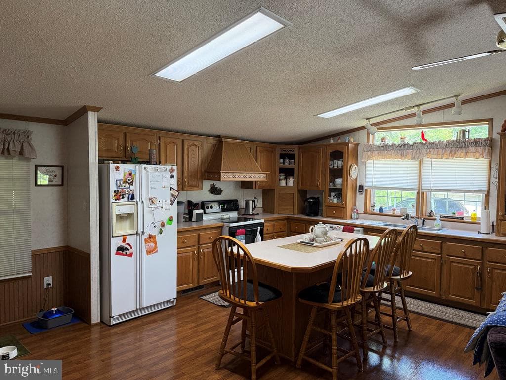 871 Hillcrest Drive photo 12