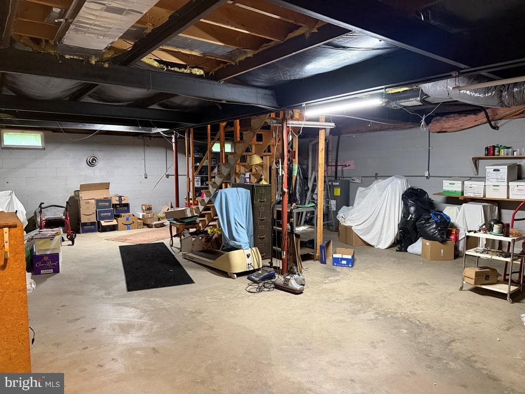 871 Hillcrest Drive photo 36