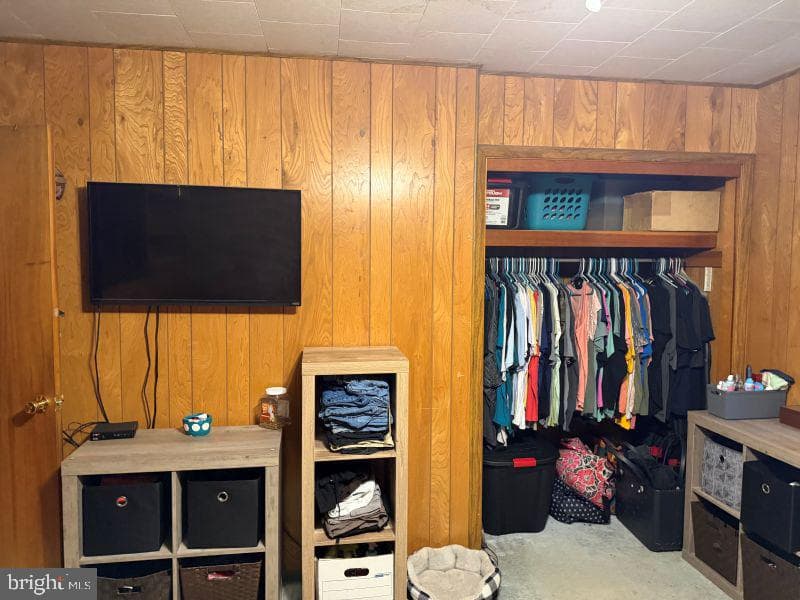 423 W Allegany Avenue photo 24