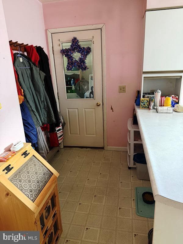 423 W Allegany Avenue photo 44