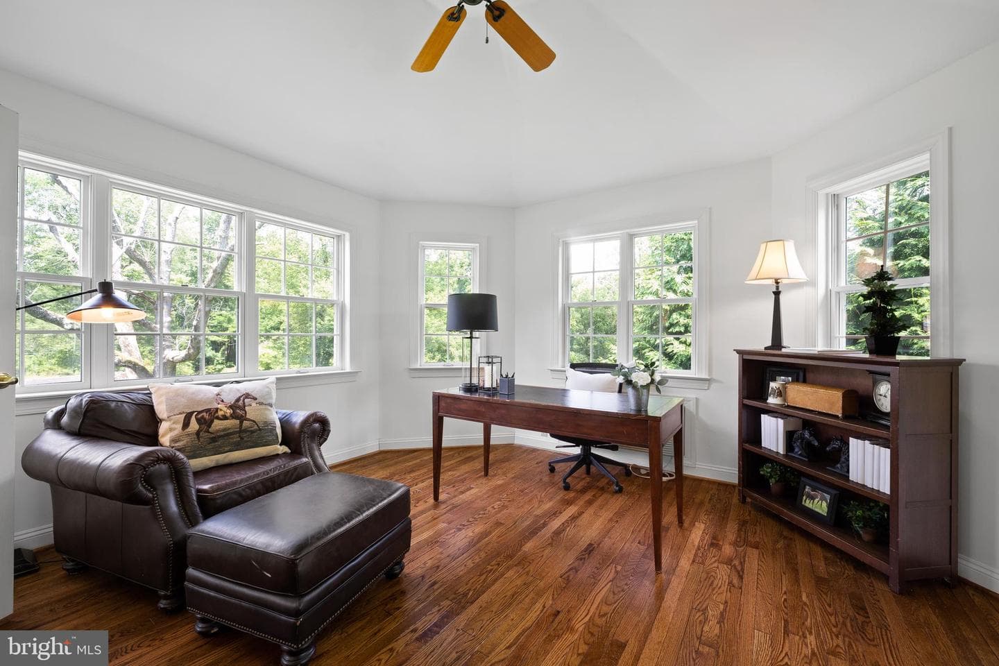 138 Davis Road photo 21