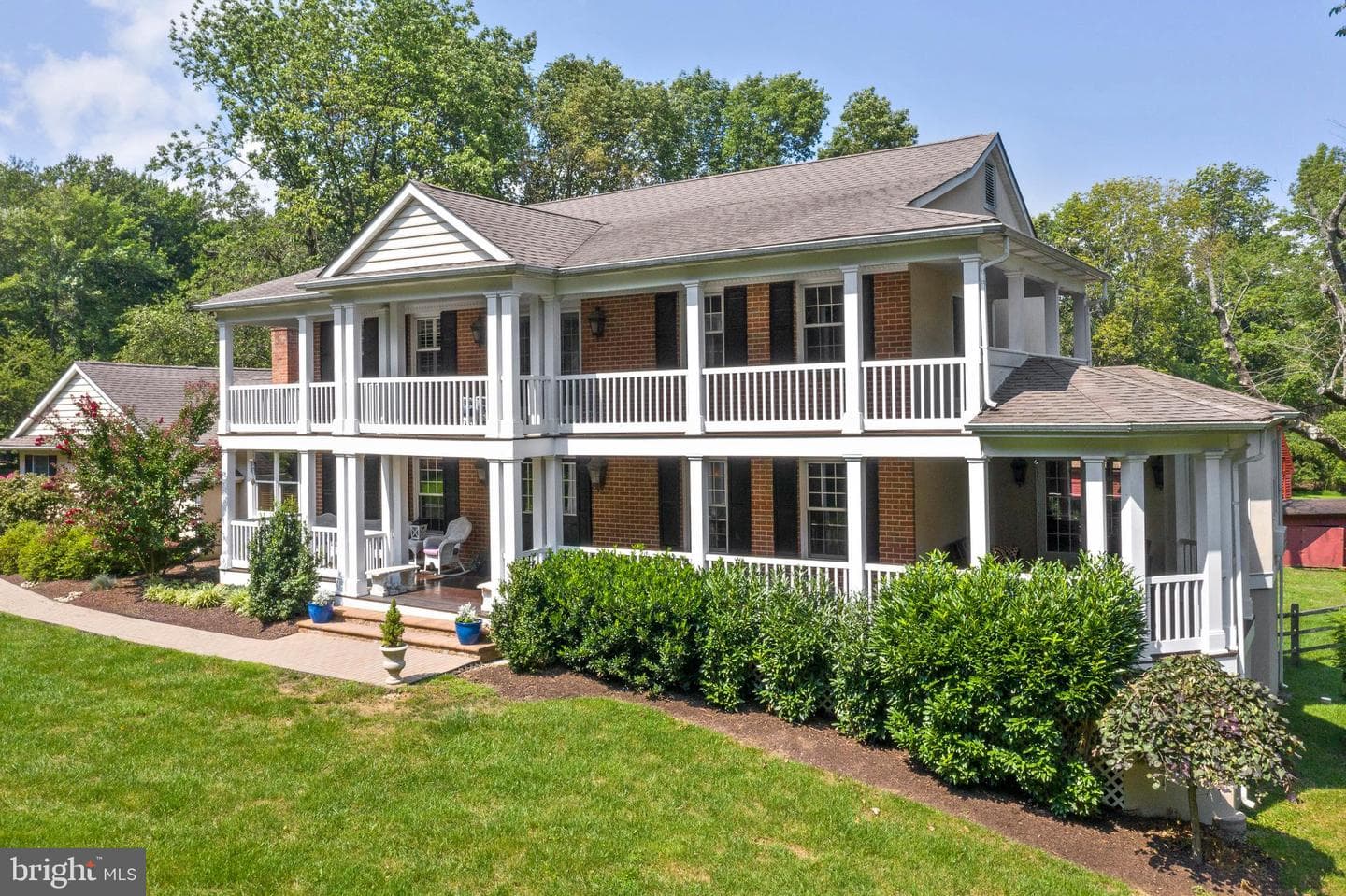 138 Davis Road photo 41